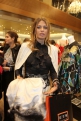Телеведущая Виктория Боня выгодно приобрела дорогое платье от Valentino.