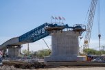 Вторая надвижка пролетов: строительство нового моста через Зею идет с опережением