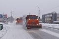 Улицы Благовещенска чистят от снега 26 единиц техники