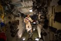 Космонавт Сергей Корсаков снимает свою часть клипа в космосе