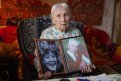 Двух самых родных людей Ларисы Васильевны не стало с разницей в 6 лет. Фото: Владимир Воропаев