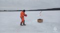 В районе села Черняево спасатели подорвали лед. Фото: ГУ МЧС России по Амурской области