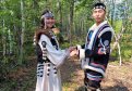 Эвенкийскую свадьбу с шаманом и оленьей упряжью невесты провели в Тындинском округе