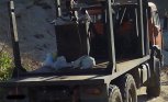 Житель Свободного выгружал краном строительный мусор и попался в кадр фотоловушки