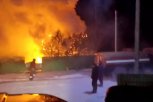 В Амурской области глава села вытащил двух человек из горящего дома