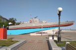 Верховный суд РФ обязал администрацию Благовещенска огородить сторожевой катер на набережной