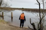 Затонувшую в реке Томи иномарку с пенсионером нашли в 10 метрах от берега