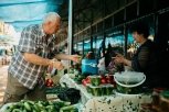 Цены на овощи ждут пика урожая: АП сравнила ценники в магазинах и на рынках