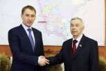 Губернатор поздравил депутата Юрия Ширина с 75-летием