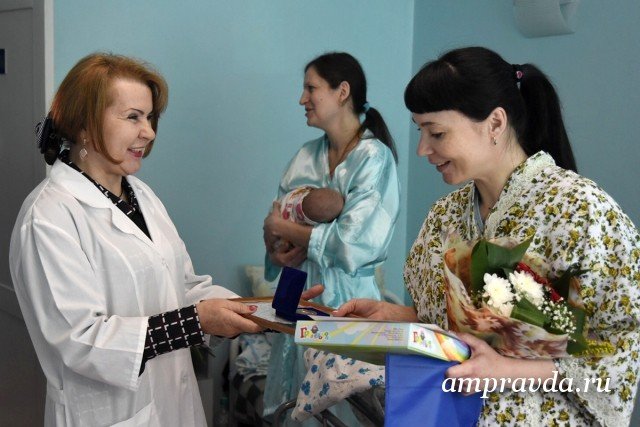 Главная - Роддом 7 Все стихи Ильи Эренбурга на одной странице