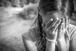 Полиция оцепила город: в Шимановске мужчина подозревается в изнасиловании 8-летней девочки