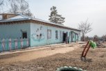 Заложники детского сада: в Журавлевке дошкольное учреждение почти год не принимает детей
