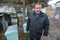 И на пенсии Виктор Иванович не сидит без дела. Занимается разведением пчел.