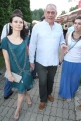 Теле- и радиоведущий Сергей Доренко пришел на праздник с молодой супругой Юлией.