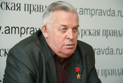 Юрий Кузнецов, Герой Советского Союза, генерал.