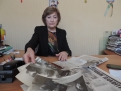 Галина Никитовна хранит старые фотокарточки и письма погибшего мужа.