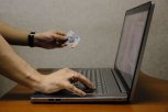 За продажу водительских прав в интернете благовещенец попал в колонию строгого режима