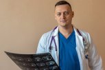 Как амурский хирург Сергей Аникин извлек иглу из «работающего» сердца пациента