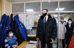 «Спасибо от амурчан за ваш труд»: Василий Орлов поздравил коллектив скорой помощи Благовещенска