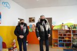 Питание и тепло на контроле: Василий Орлов посетил замерзающий сад в Архаре
