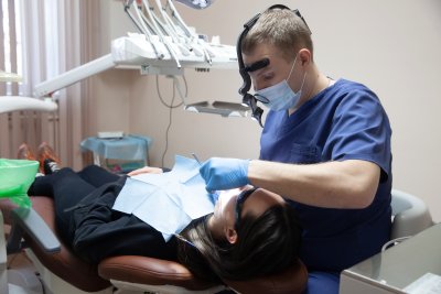 «Нам важен каждый зуб»: стоматология в Свободном принимает пациентов со всей области