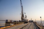 К новому мосту через Зею начали строить подъездные пути