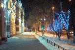 На улицах Благовещенска оставят часть новогодней подсветки