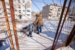 До чего дошел Прогресс: детсаду заварили калитку центрального входа из-за жалоб жильцов на машины
