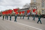 Чеканя шаг: в Благовещенске прошел парад Победы (фоторепортаж)