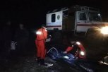 В Зее спасли водителя утонувшего в реке КамАЗа