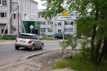 «Сделайте дорогу нормально!»: житель Чигирей требует установить новый водослив на Центральной улице