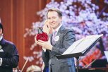Евгений Миронов, Чулпан Хаматова, Пласидо Доминго получили «черешню» Олега Янковского
