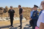 Василий Орлов осмотрел места возведения дамб в Благовещенске и ПВР в Чигирях