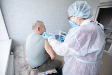 Обязательную вакцинацию от коронавируса вводят в Амурской области - Vimarsana News