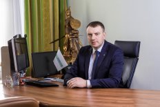 Сергей Исачкин покинул пост руководителя Благовещенского отделения Сбербанка - Vimarsana News