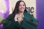 «Любить себя очень сложно»: певица Манижа отметила свое 30-летие