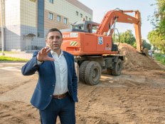 Один день с мэром Благовещенска Олегом Имамеевым: спецпроект «Амурской правды» - Vimarsana News
