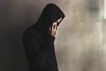 Благовещенец вызвал такси с украденного у прохожего телефона
