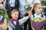 Школьные линейки, питание и дистанционка: министр образования и науки ответила на вопросы амурчан
