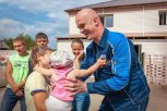«История потрясла»: газовики помогли семье из Свободненского района восстановить сгоревший дом