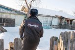 Чуть не задушил: благовещенец проведет два года в колонии за нападение на полицейского