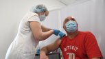 Губернатор: ужесточение мер помогло увеличить темпы вакцинации в Амурской области