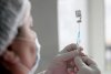 Оперштаб: в Амурской области полный курс вакцинации от COVID прошло 43,3 процента взрослых
