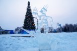 Двухметровый ледовый человек-робот победил в фестивале «Волшебный лед Амура»