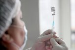 Амурчане записываются в очередь на вакцинацию детей от коронавируса
