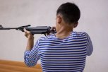 Жители Зеи на новогодние праздники устроили в квартире стрельбу по жестяной банке