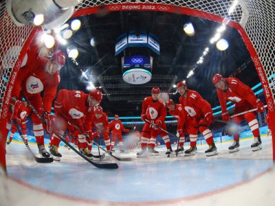 Россия победила Швецию в полуфинале хоккейного турнира на Олимпийских играх по буллитам