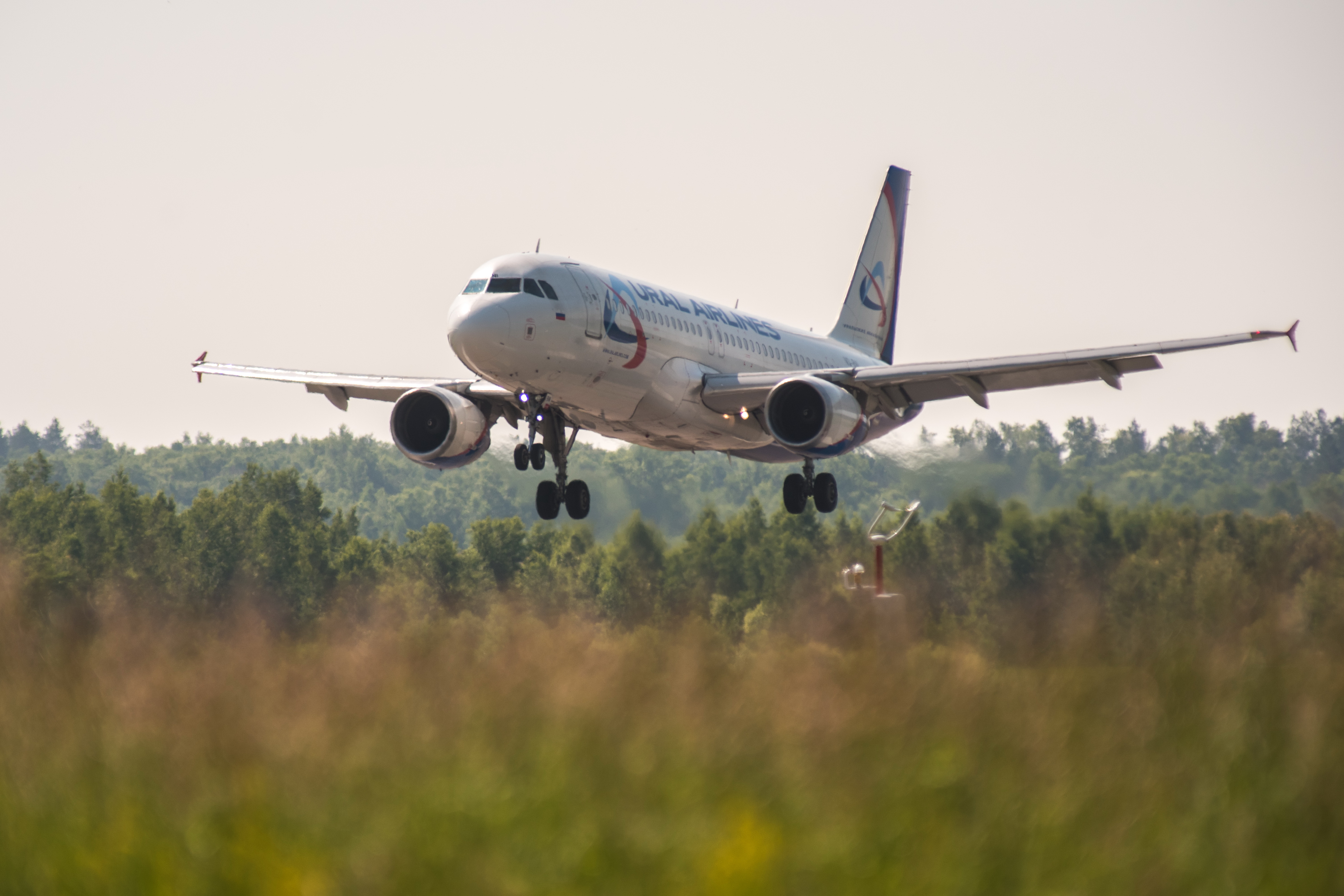 Еще один рейс в Москву из аэропорта Благовещенска запустят на следующей неделе / С 25 апреля авиакомпания «Уральские авиалинии» планирует приступить к беспересадочным полетам по маршруту Благовещенск — Москва. Рейсы будут выполняться на авиалайнере Airbus A320neo ежедневно.