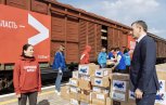 Гуманитарную помощь от Амурской области отправили сегодня поездом в ЛНР и ДНР