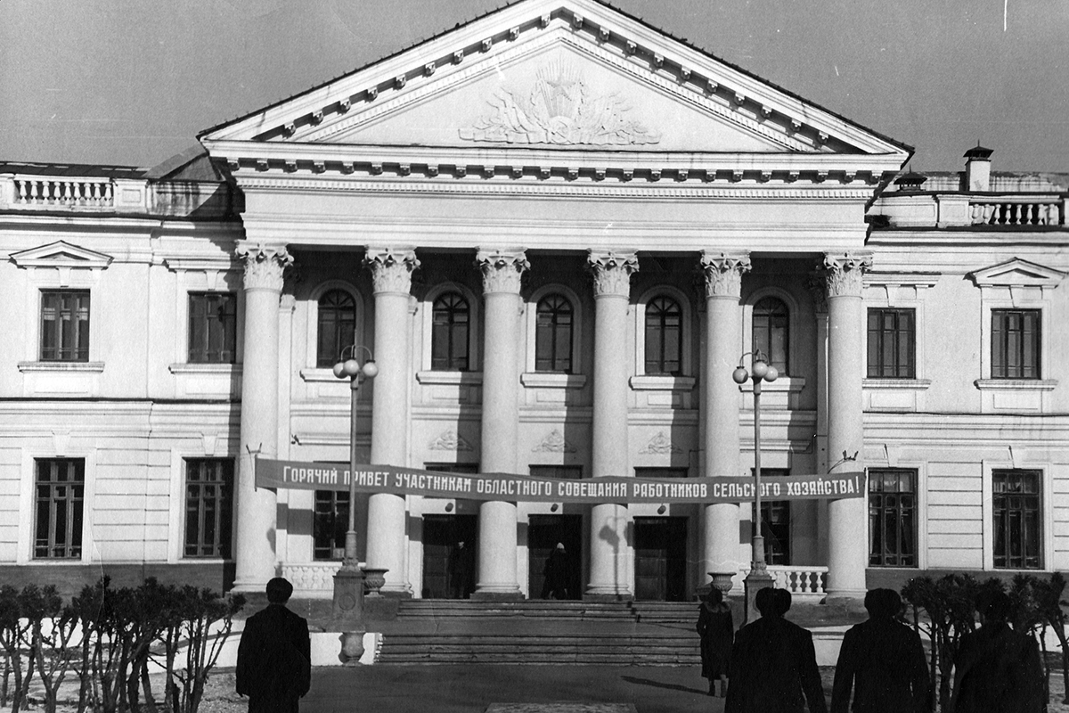 Здание ДОСА, 1966 г.